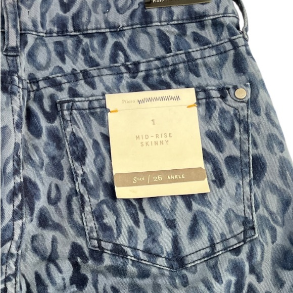 Anthropologie pilcro and the letterpress mid rise leopard print jeans 26 NWT - Picture 5 of 10